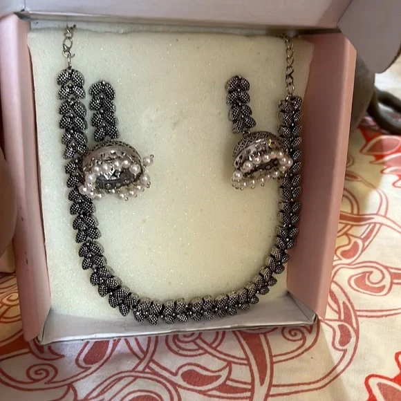 Rubans oxidised jewellery set - Picture 3 of 5